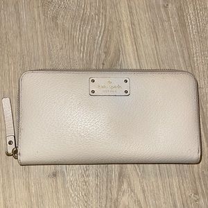 Kate Spade light lavender/ grey wallet